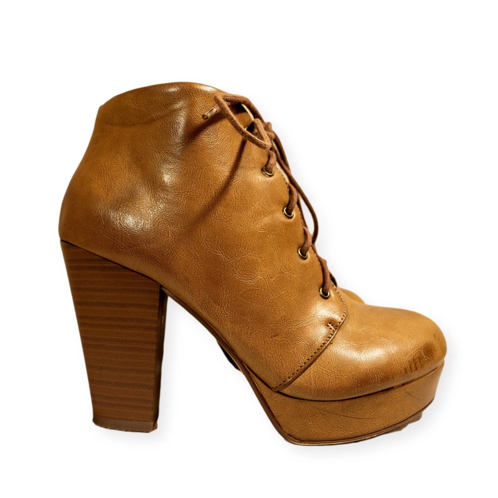 Soda Size 8 Platform Booties Tan Faux Leather